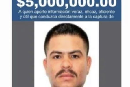 Ofrecen recompensa de 5 mdp por información que lleve a la captura de “El Chueco” 