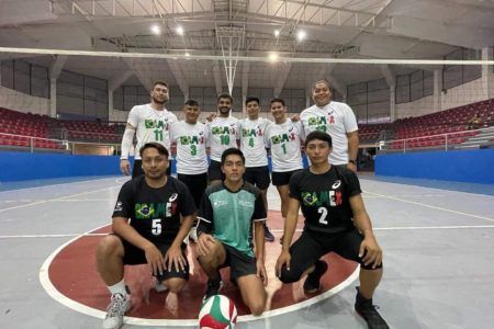 BraMex se impone a Los Aztecas en juego amistoso de voleibol de sala