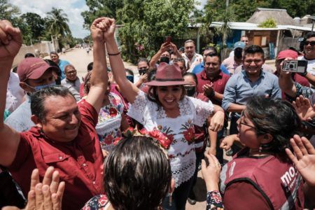 DE LA MANO DEL PUEBLO DE JMM HAREMOS BRILLAR LA ZONA MAYA