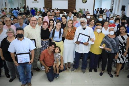 Conmemoran el Día del Padre con conversatorio sobre paternidad responsable