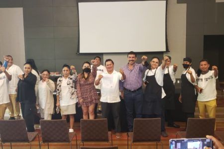 Las y los trabajadores del Hotel Andaz Mayakobá legitimaron su Contrato Colectivo de Trabajo