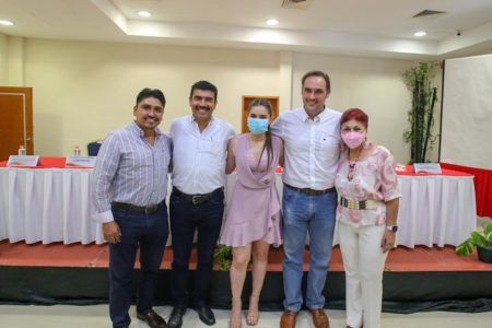 Cierran filas CROC y DIF Solidaridad en favor de trabajadores