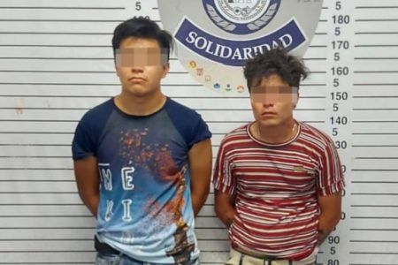 Aseguran a par de extorsionadores en Playa del Carmen