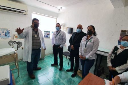 Supervisa titular del IMSS Quintana Roo en Unidades Médicas del sur del estado