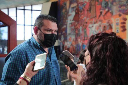 Proponen limitar acceso al poder a violentadores