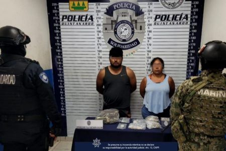Narcomenudistas al “pozo”, son capturados con 39 dosis en la Colonia Nicte Ha