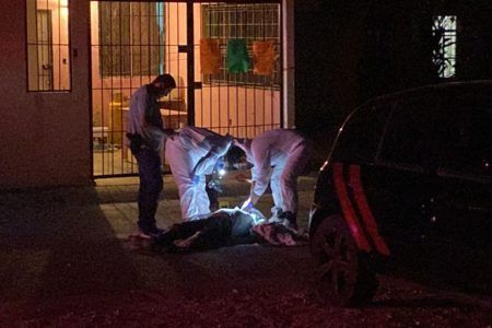 Abandonan cuerpo de ejecutado en Cancún
