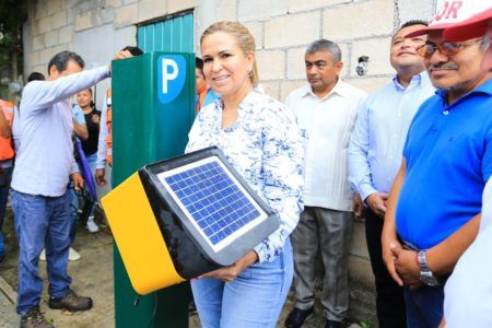 Cumple Lili Campos con retiro de parquímetros