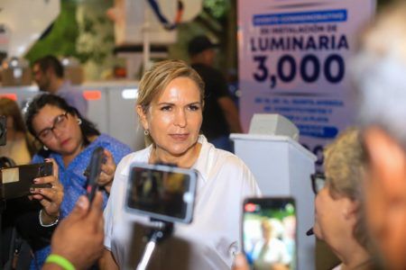 Iluminamos de nuevo a Solidaridad: Lili Campos