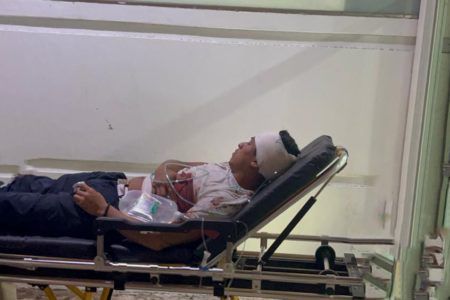 Niña apuñala al padrastro en defensa de su madre