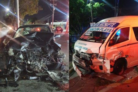 Carros destrozados en aparatoso accidente en Cancún