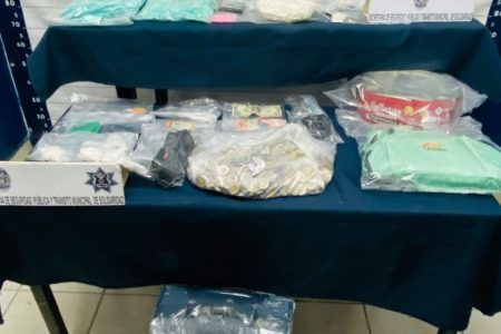 Asegura policía municipal más de 2 mil dosis de diversas drogas en Playa del Carmen