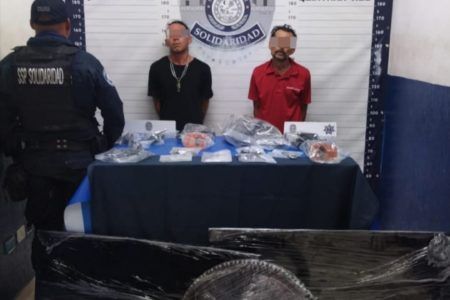 Policías de Solidaridad capturan a ladrones de casas de empeño cuando intentaban huir