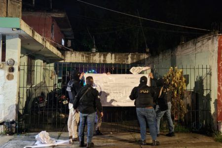 Fiscalía antidrogas catea seis narcocasas en Cozumel