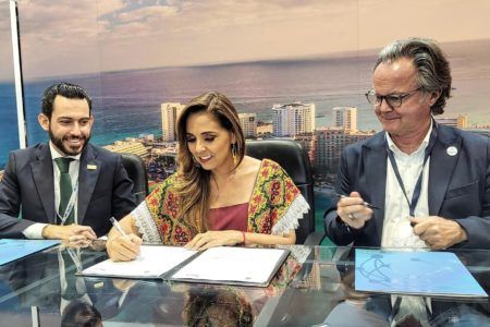 Encabeza Mara Lezama intensa agenda turística para Quintana Roo