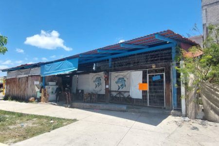 Disparan contra Restaurante La Barracuda en Playa del Carmen