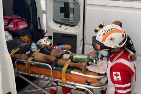 Balean a hombre en paradero de combis