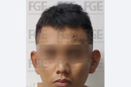 El detenido es Luis “L”, alias “Pánico”, está relacionado con hechos ocurridos en agosto de 2022 y marzo de 2023 en Solidaridad y Tulum, respectivamente; ya está en el Centro de Retención Municipal de Solidaridad