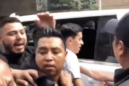 Casi linchan a hombre que arrojó un perro al aceite hirviendo; la bautizan como “El Monstruo de Tecámac”