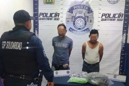 Policías le tiran el negocio a narcos en Playa del Carmen