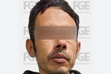 Ordenan captura del padre que abandonó a niña en zona de mangle en Chetumal