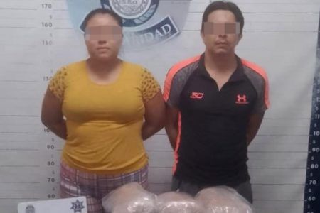 Pareja de narcos pretendían vender cientos de dosis de drogas en Playa del Carmen