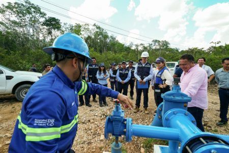 Cumple Aguakan con más cobertura de agua en Solidaridad