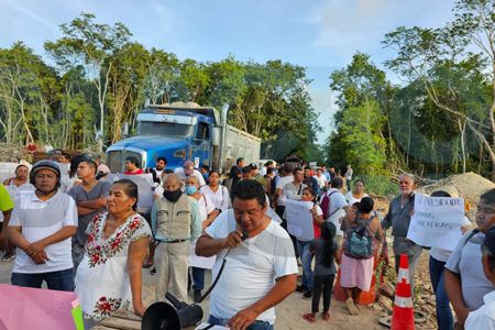 Exigen habitantes de Cristo Rey y Nuevo Noc Bec servicios básicos a AMLO