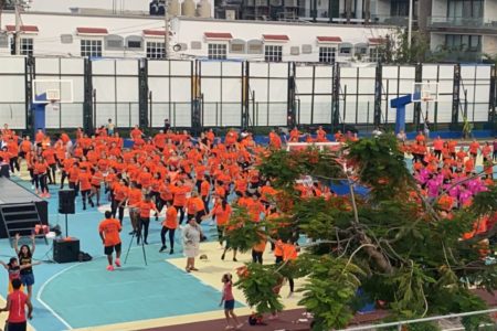 Bailan contra la violencia en Solidaridad; conmemoran Día Naranja