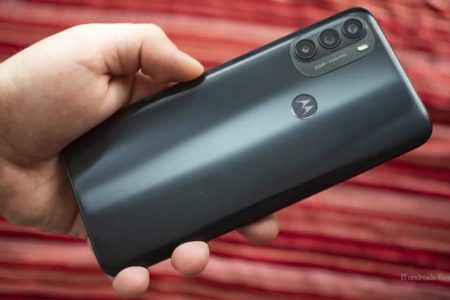 Prepara Motorola desactivación de celulares comprados en mercado gris