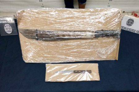 Detenido por andar amenazando con cuchillo y un machete a personas en la Colosio