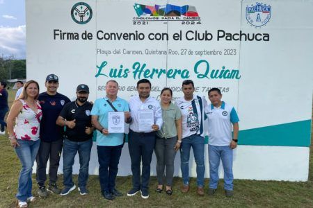 Sindicato de Taxistas “Lázaro Cárdenas del Río” se une al Club Pachuca