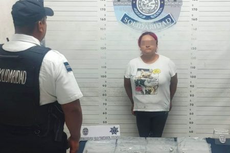 La detienen tras robar una joyería en la colonia centro de Playa del Carmen