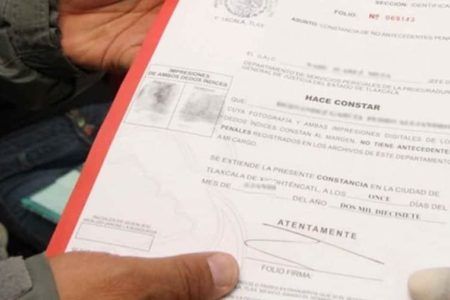 Empleadores ya no podrán pedir carta de antecedentes penales; Senado elimina requisito