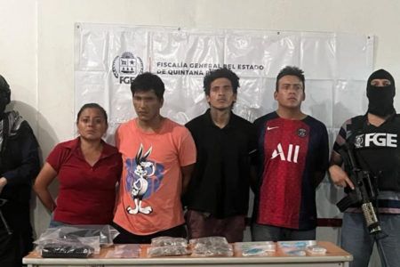 Caen 4 tiradores de drogas en Villas Otoch de Cancún