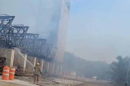Si incendian palapas del Parque Nacional El Jaguar en Tulum