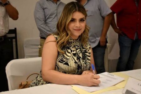 María Fernanda Alvear lidera encuestas en Puerto Morelos