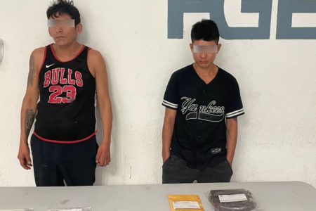 Caen 2 narcomenudistas en colonia Nicté Há de Playa del Carmen