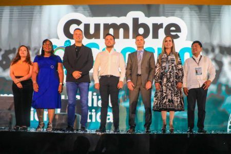 Participa Lili Campos en la Cumbre Mundial de Comunicación Política