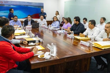 SEFIPLAN evalúa propuestas de refinanciamiento para deuda pública heredada