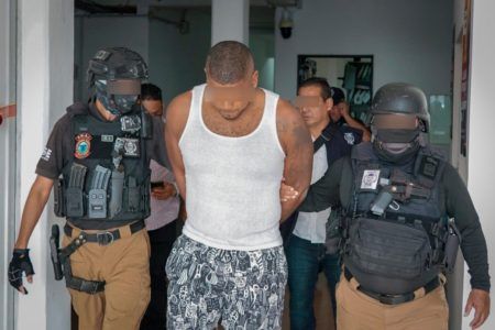 Capturan a peligroso criminal reclamado en Panamá; pretendía crear banda delictiva en la Riviera Maya
