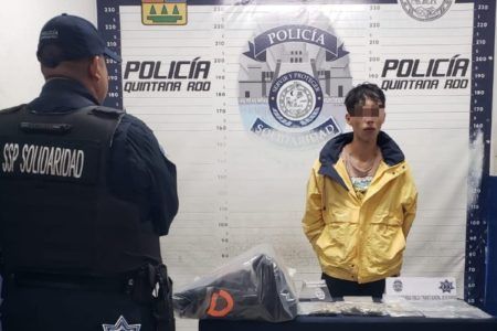 FRUSTRAN HUIDA. Policía atrapa narcoambulante motorizado