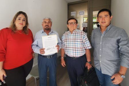 Regidor suplente del PRI en Cancún acredita posesión del cargo