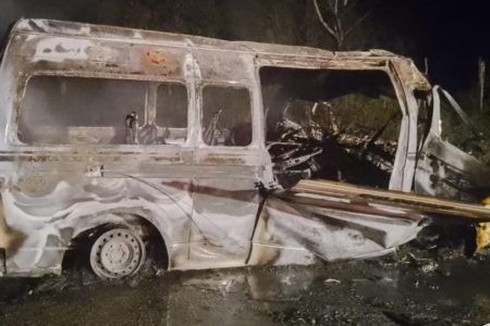 Accidente carretero durante la madrugada en Felipe Carrillo Puerto; hay 8 muertos