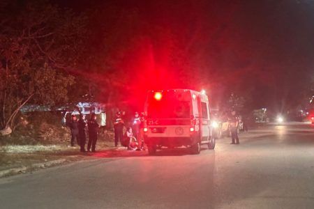 Durante la madrugada en Playa del Carmen, intentan ejecutar a un hombre en In House