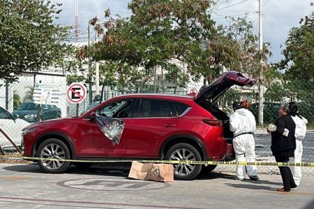 Levantan a mujer “colombiana” en Cancún por sujetos armados