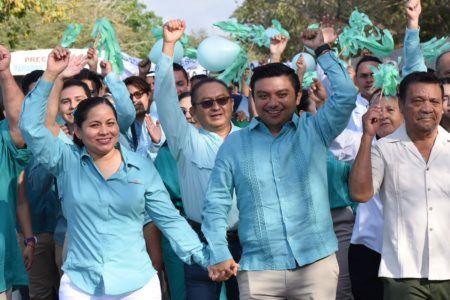 Taxistas muestran respaldo a Luis Herrera Quiam