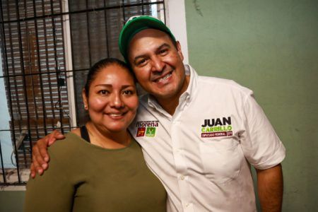 JUAN CARRILLO LE HA CUMPLIDO AL PUEBLO Y LO SEGUIREMOS APOYANDO: VECINOS DE VILLAS DEL SOL