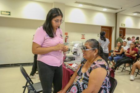 CROC realiza 6ta Jornada de Salud Visual y Auditiva