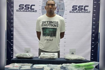 Detienen a “veracruzano” surtidito de droga en Playa del Carmen